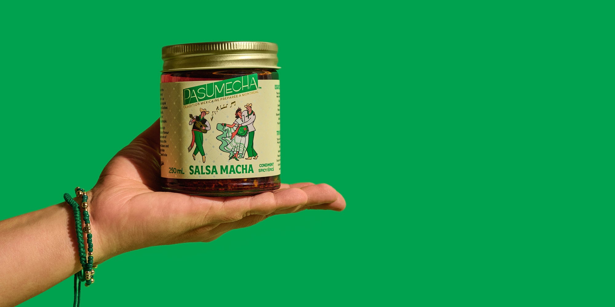 salsa macha épicée fait à la main

